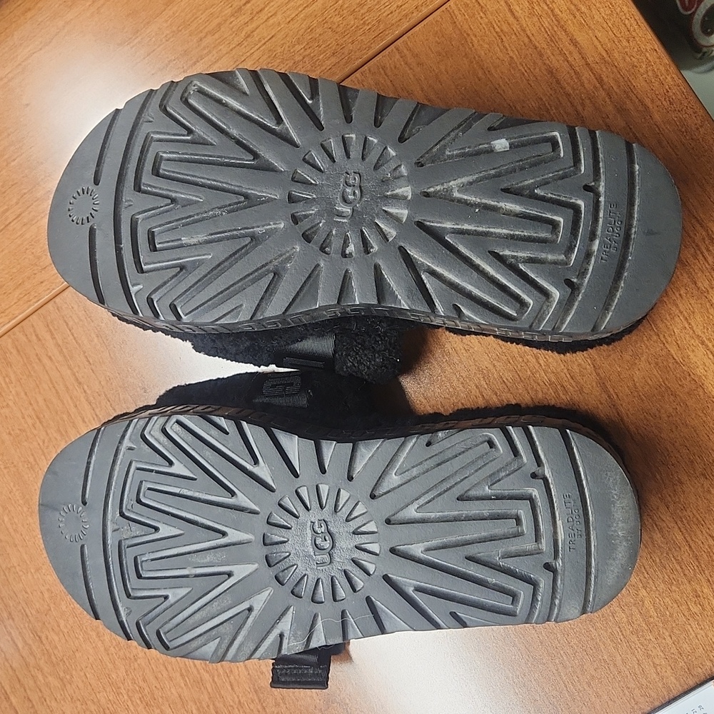 Ugg Slides - image 2